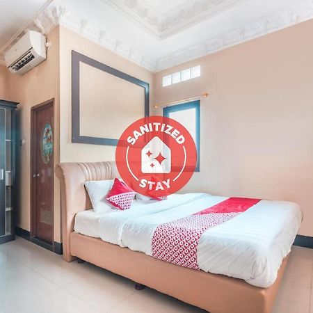 OYO 1640 Fallinda Hotel Bogor Dış mekan fotoğraf